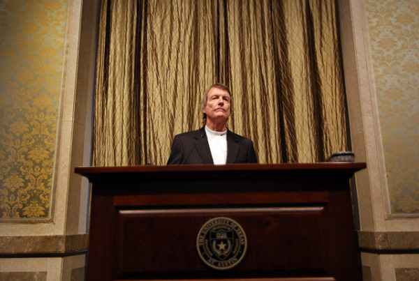 Report: UT President, Powers, Improperly Influenced Admissions