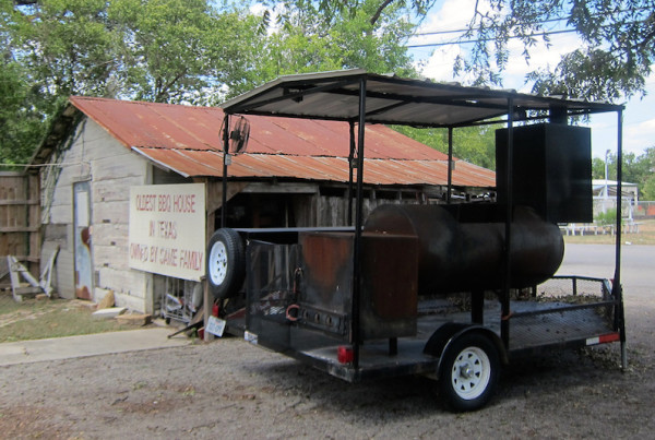 Is It Legal To Tow A Smoking Barbecue Pit Down the Road?