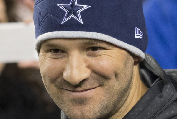 What Tony Romo’s Speech Says About the State of Football