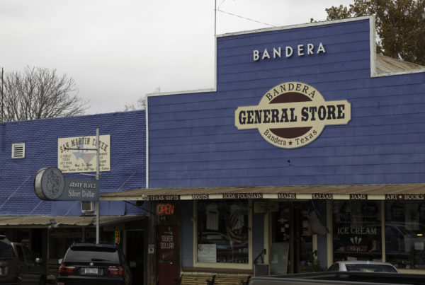 Songwriters And Visitors Agree: There’s No Place Like Bandera