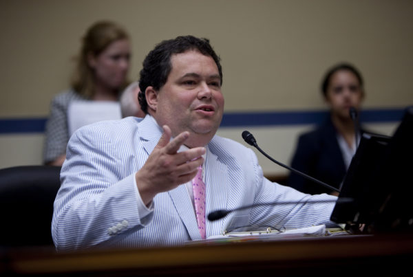 Victoria Newspaper Wants To Stop Blake Farenthold’s Paycheck