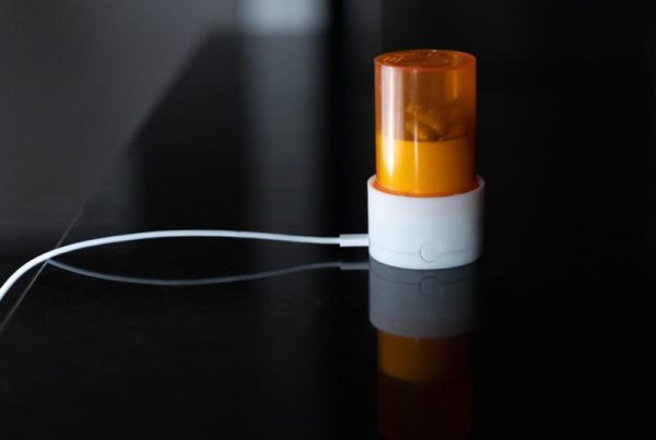 College Students Invent Pill Bottle That May Make Drug Trials Easier For Patients