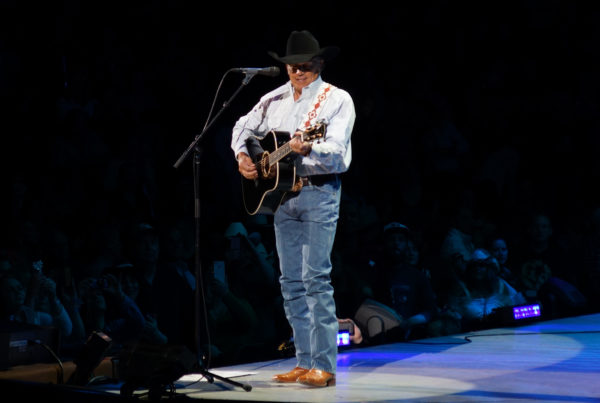 Abbott Inaugural Spending Included $1.7 Million To Hire Musician George Strait