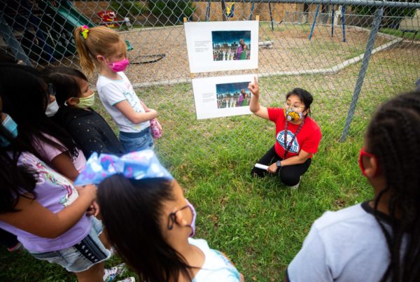 Austin ISD Librarians Looked Outside To Get Elementary School Students Reading Together Again