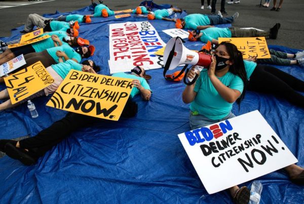 Texas Judge Orders Federal Government To Stop Granting New DACA Applications