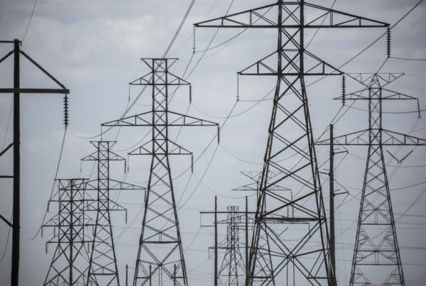 Texas power plants urged to say online as temperatures, electricity demand soar this weekend