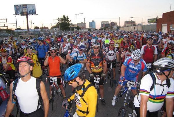 In Hotter’n Hell Wichita Falls, Cyclists Celebrate 40 Years Of A Grueling Annual Race