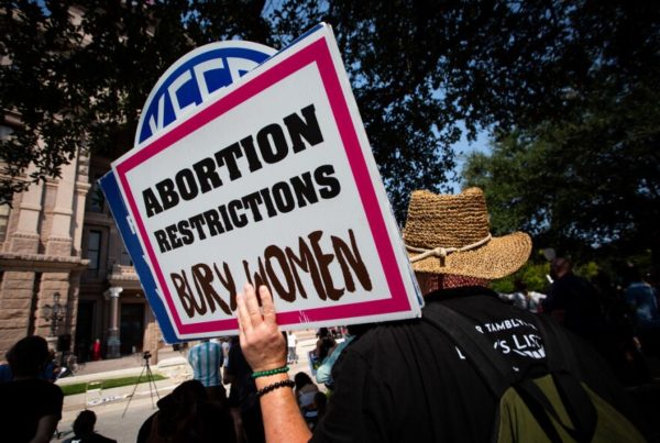 Gun rights advocates back abortion providers in legal fight over citizen lawsuits