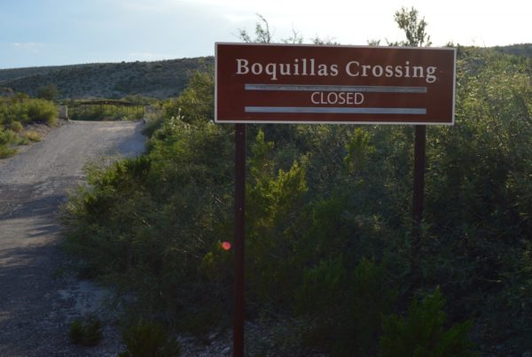 a sign says Boquillas crosing closed