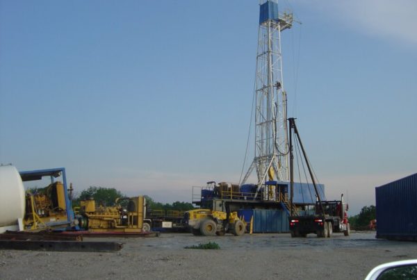 an oil well and drilling equipment