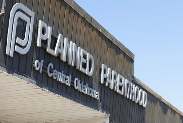 Oklahoma’s abortion ban will further restrict access for thousands of Texans, providers warn