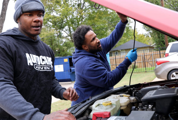 ‘It was a godsend’: This North Texas charity fixes cars for free