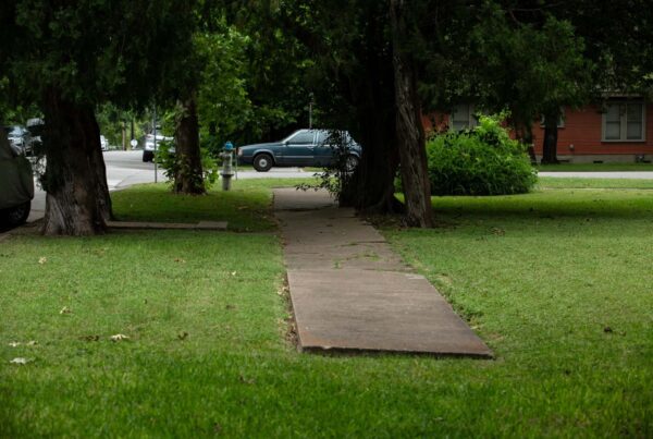 Why do sidewalks in Austin suddenly end?