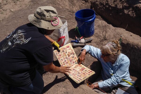 Texas archeologists team up with Indigenous communities in Paint Rock excavation