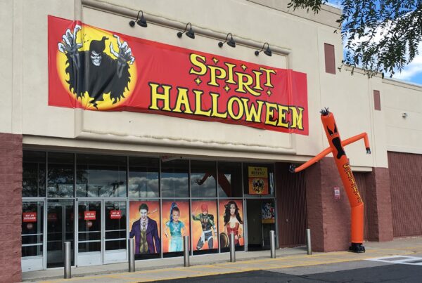 How Spirit Halloween brings dead retail space to life