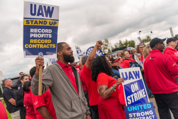 Workers at GM’s Arlington plant join the UAW strike