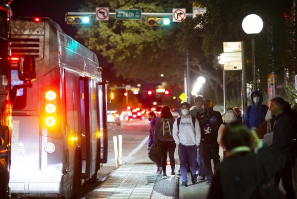 Austin’s shift to electric buses is plagued by vehicle glitches and supplier bankruptcy