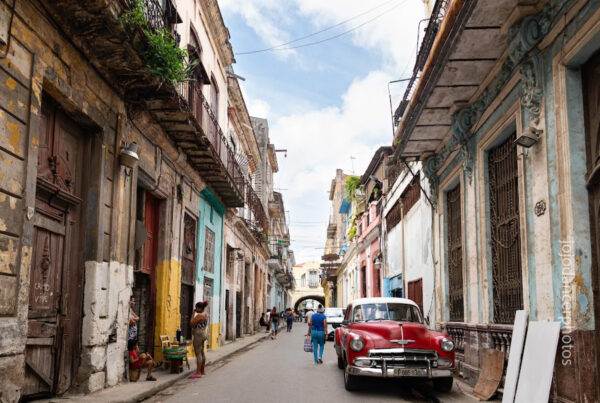 Art diplomacy: San Antonio artists forge friendships in Cuba