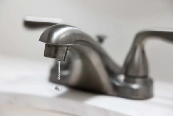 Why do Texans need to drip our faucets in freezing temperatures?