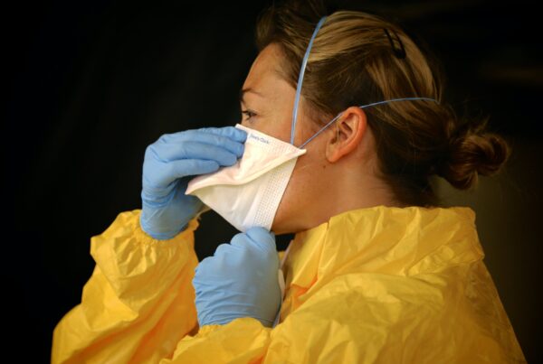 Study: Regulations failed frontline workers during pandemic, leading to thousands of deaths