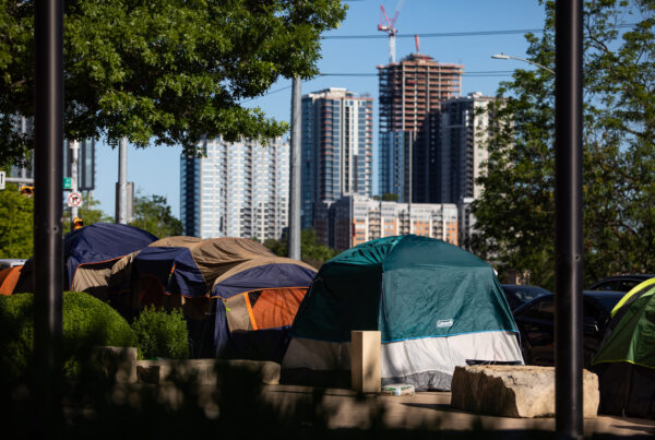 More than 650,000 people are unhoused in the U.S. Here’s how Texas is doing.