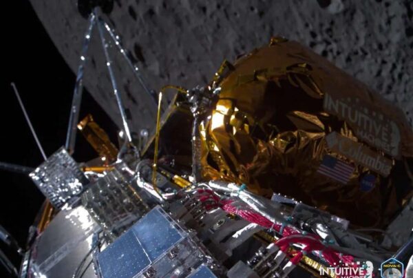 Houston spacecraft lands on the moon