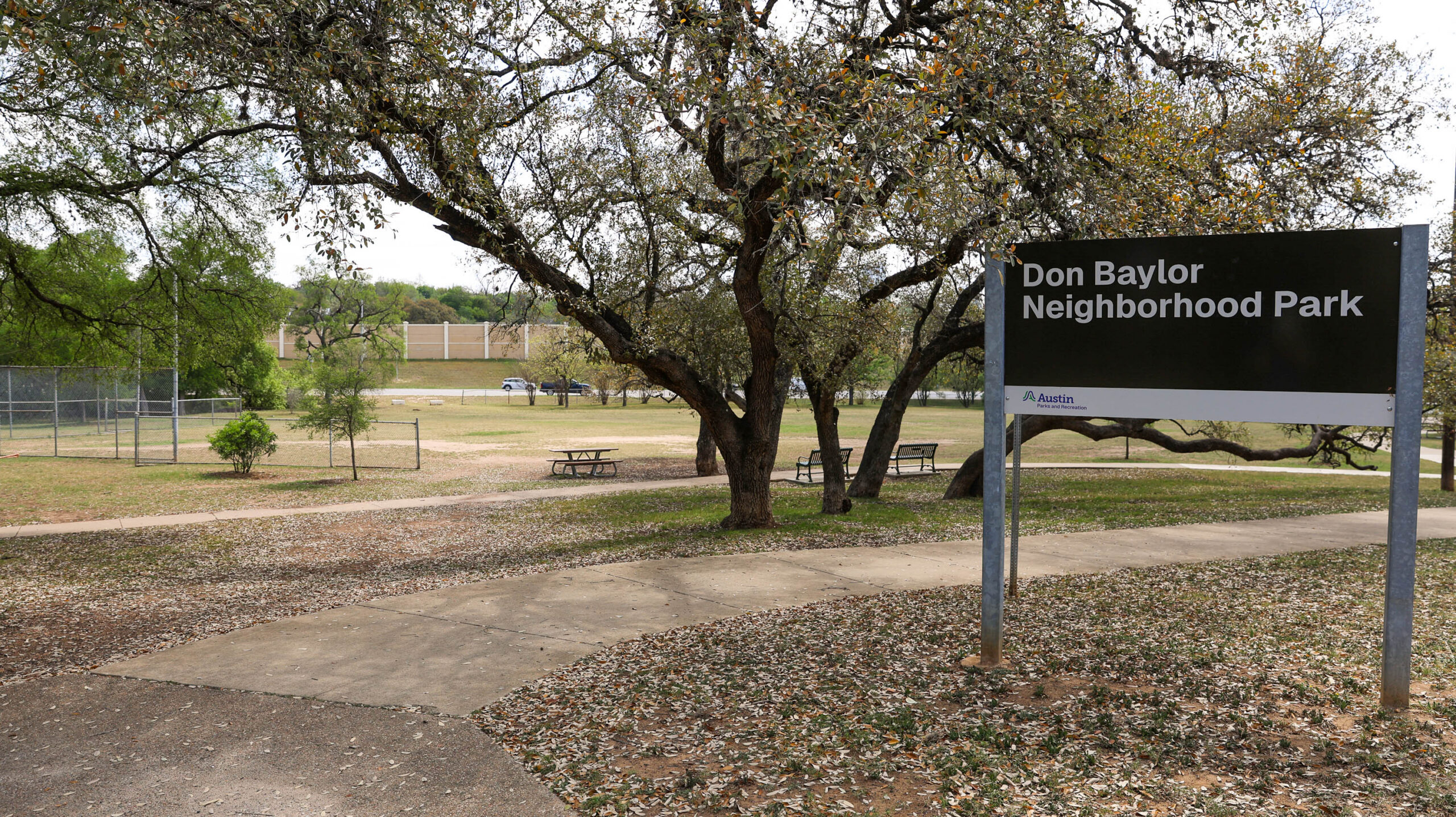 Austin honors late MLB Hall of Famer Don Baylor with renamed city park