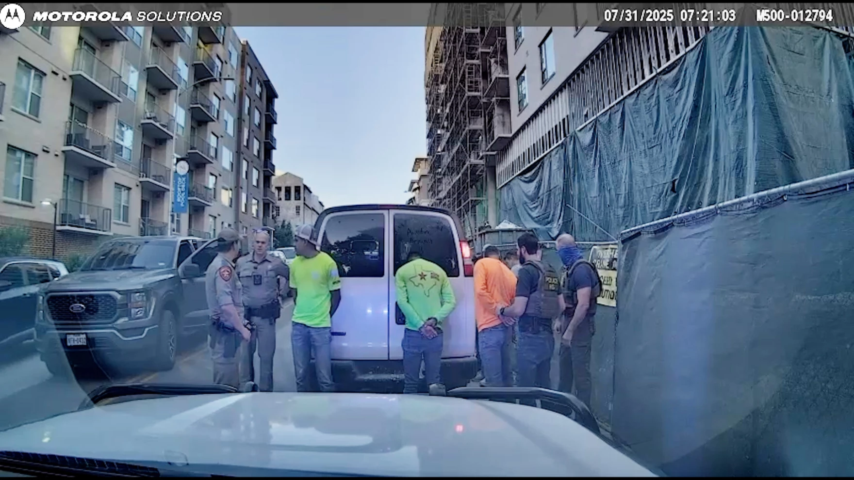 15 minutes from start to finish: How traffic stops turn into ICE busts in Texas